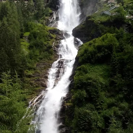 Granstein Gæstehus 3*